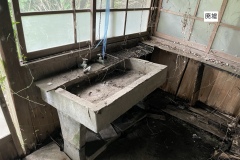 eaf516b1bfe454d1a16e39adfc3a94f8